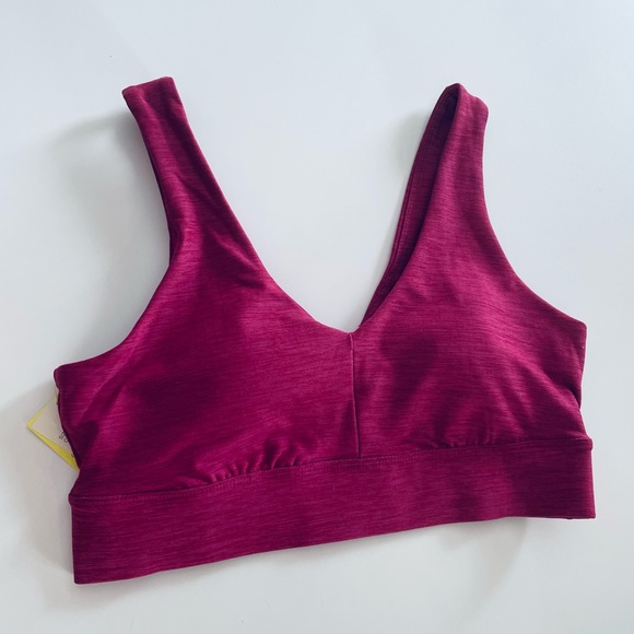 All in Motion Longline Twist Back Women’s Sports Bra - Picture 7 of 7